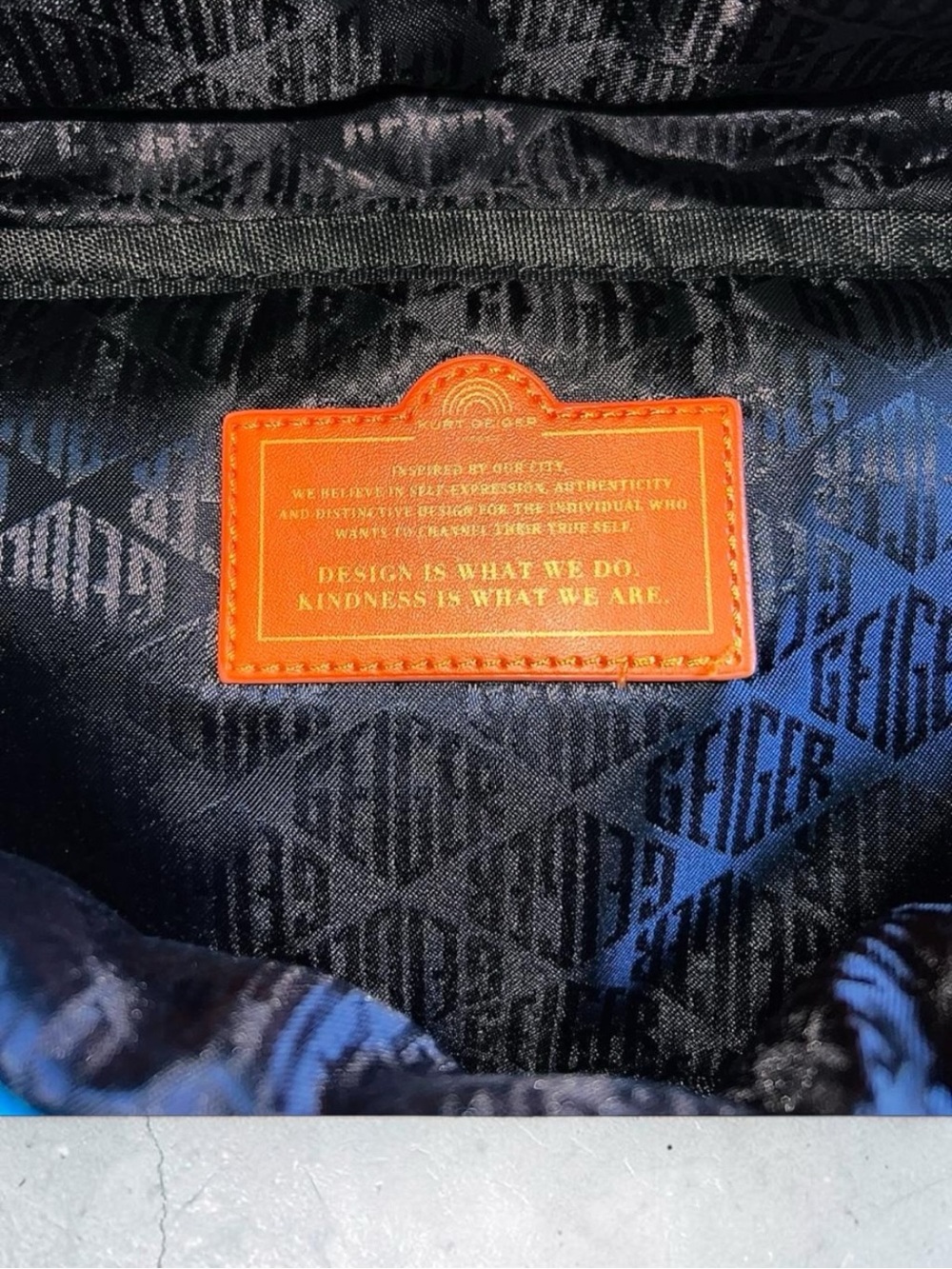 Kurt Geiger RARE❗️NWOT Glasto Belt Bag - Picture 8 of 9